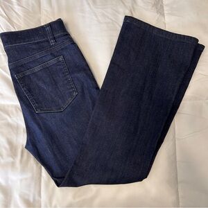 Ann Taylor Dark Wash High Rise Flare Denim Trouser Womens size 4 office casual